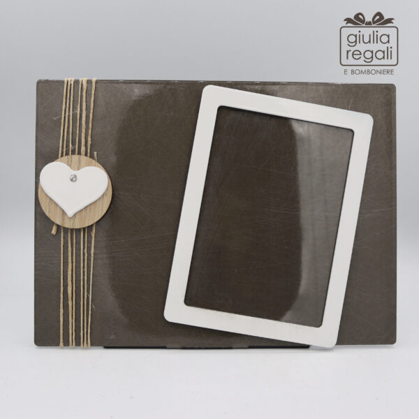 Portafoto in metallo con decoro cuore foto verticale - Negodesign