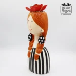 Vaso Girl con trecce rosse e orecchini Montemaggi - immagine 4