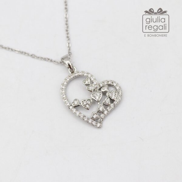 Collana ciondolo Cuore con cuoricini color argento