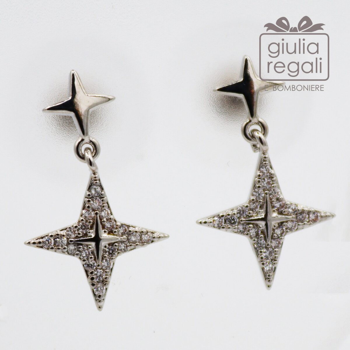 Orecchini da lobo punto luce stella a croce pendente