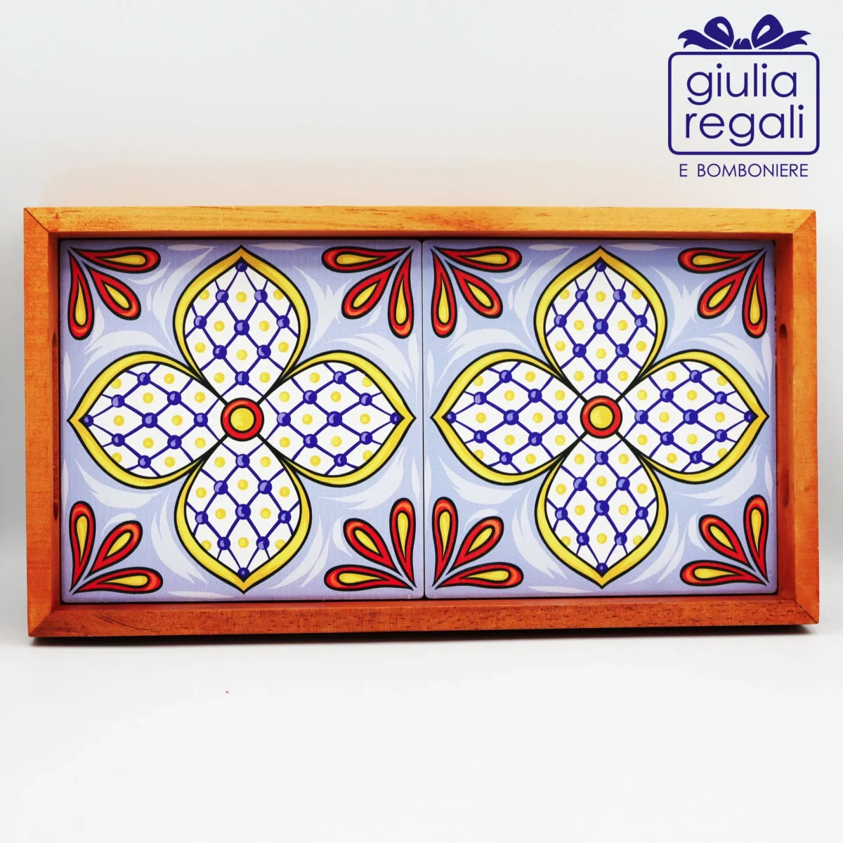 Vassoio in legno con decori in ceramica fiori astratti - immagine 3