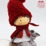 Bimbo seduto su tronco portacandela con uccellino - Natale - immagine 2