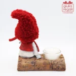 Bimbo seduto su tronco portacandela con uccellino - Natale