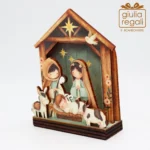 Presepe artigianale in legno con luce e scatola regalo - immagine 7