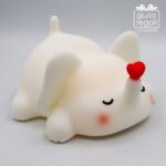 Lampada LED elefante in silicone con cuoricino - luce multicolore