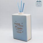 Libro profumatore celeste con scritta dorata