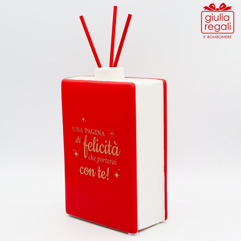 Libro profumatore rosso con scritta dorata
