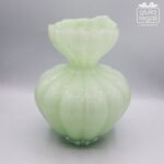 Vaso in vetro verde decorativo 15x19,5 cm