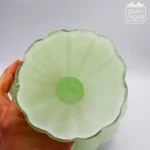 Vaso in vetro verde decorativo 15x19,5 cm - immagine 3