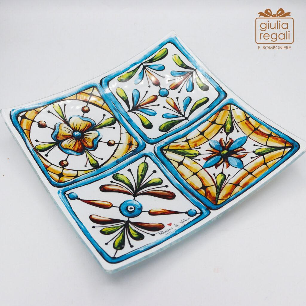 Vassoio in vetro decorato stile maiolica 18,5x18,5 cm