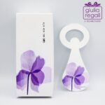 Apribottiglie in metallo con fiore viola e strass - Made in Italy