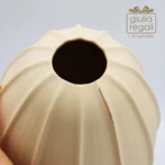 Vaso in porcellana con linea oro 15,6x16 cm Inoka Home Milano