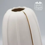 Vaso in porcellana con linea oro Inoka Home Milano