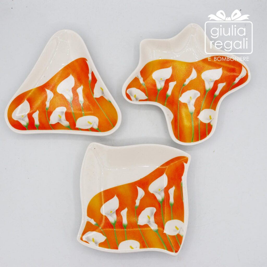 Piattini in porcellana con calle 3 forme assortite